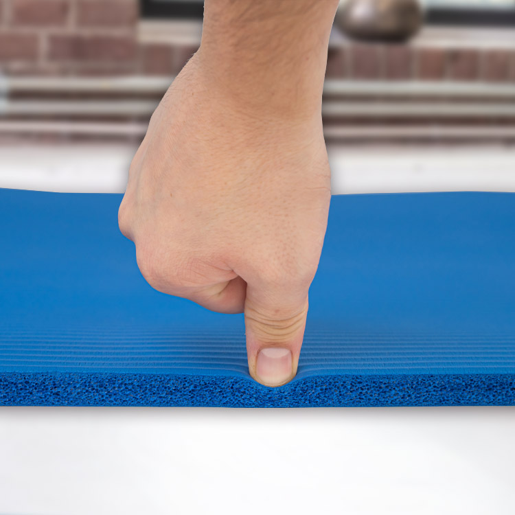 Differences between a Yoga Mat And an Exercise Mat  